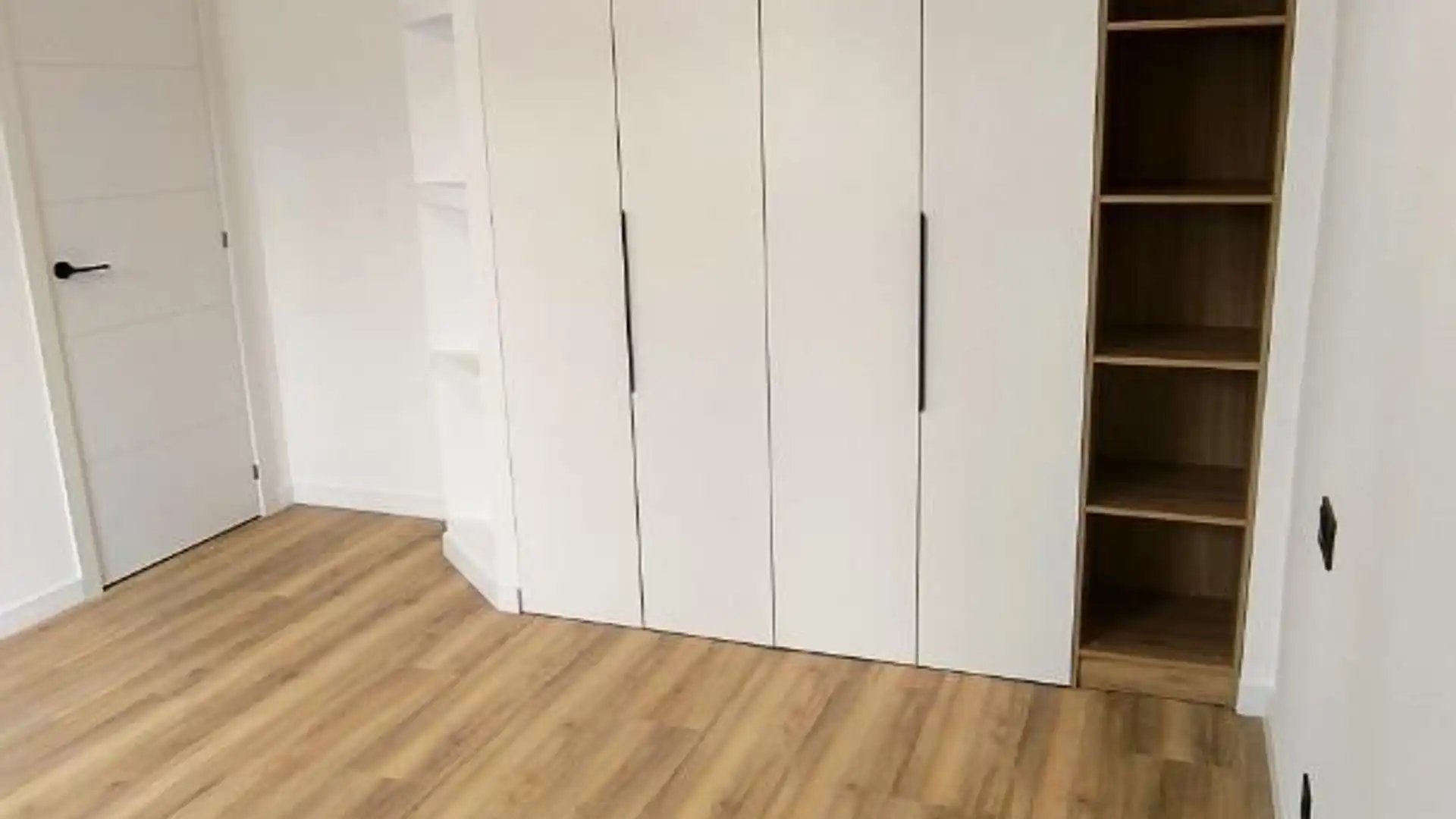 Piso en  Carrer de Gaspar Torrella 9 - Foto 15