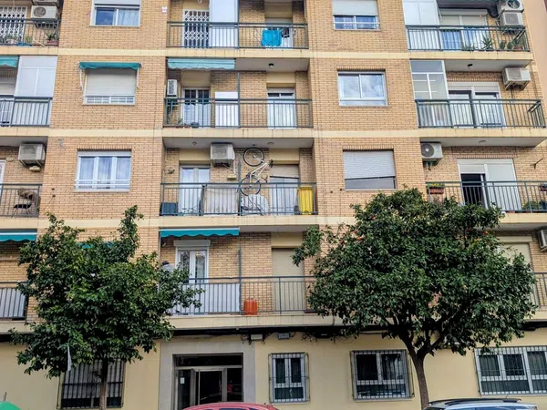 Piso en calle d'Hernández Lázaro, 26