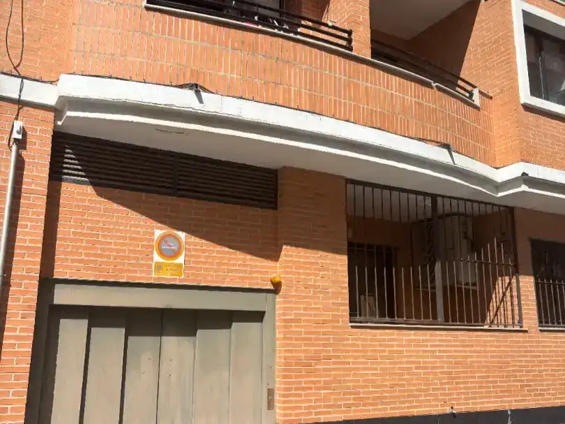 Piso en  Calle Salvador Giner 6 - Foto 4