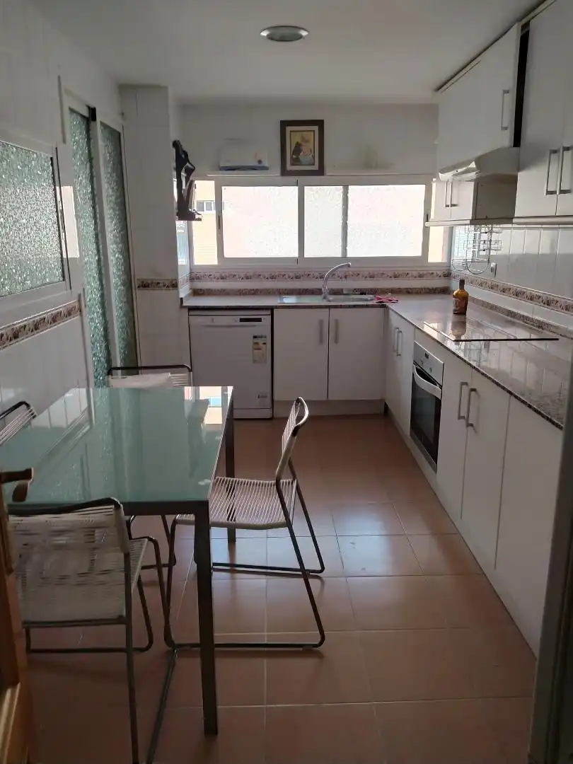 Piso en  Carrer Polop 10 - Foto 12