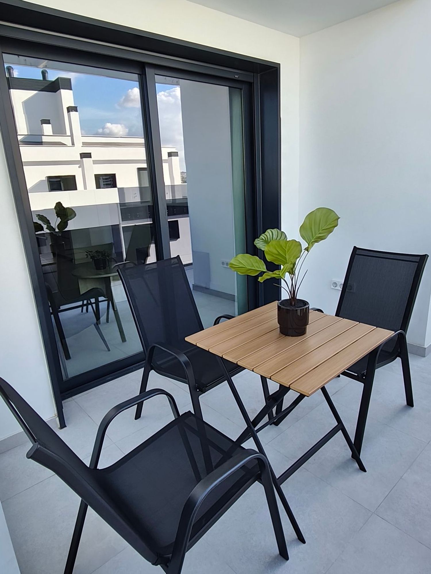 Piso en Avenida Don Juan de Borbon, 102, Zona Juan de Borbón - Foto 4