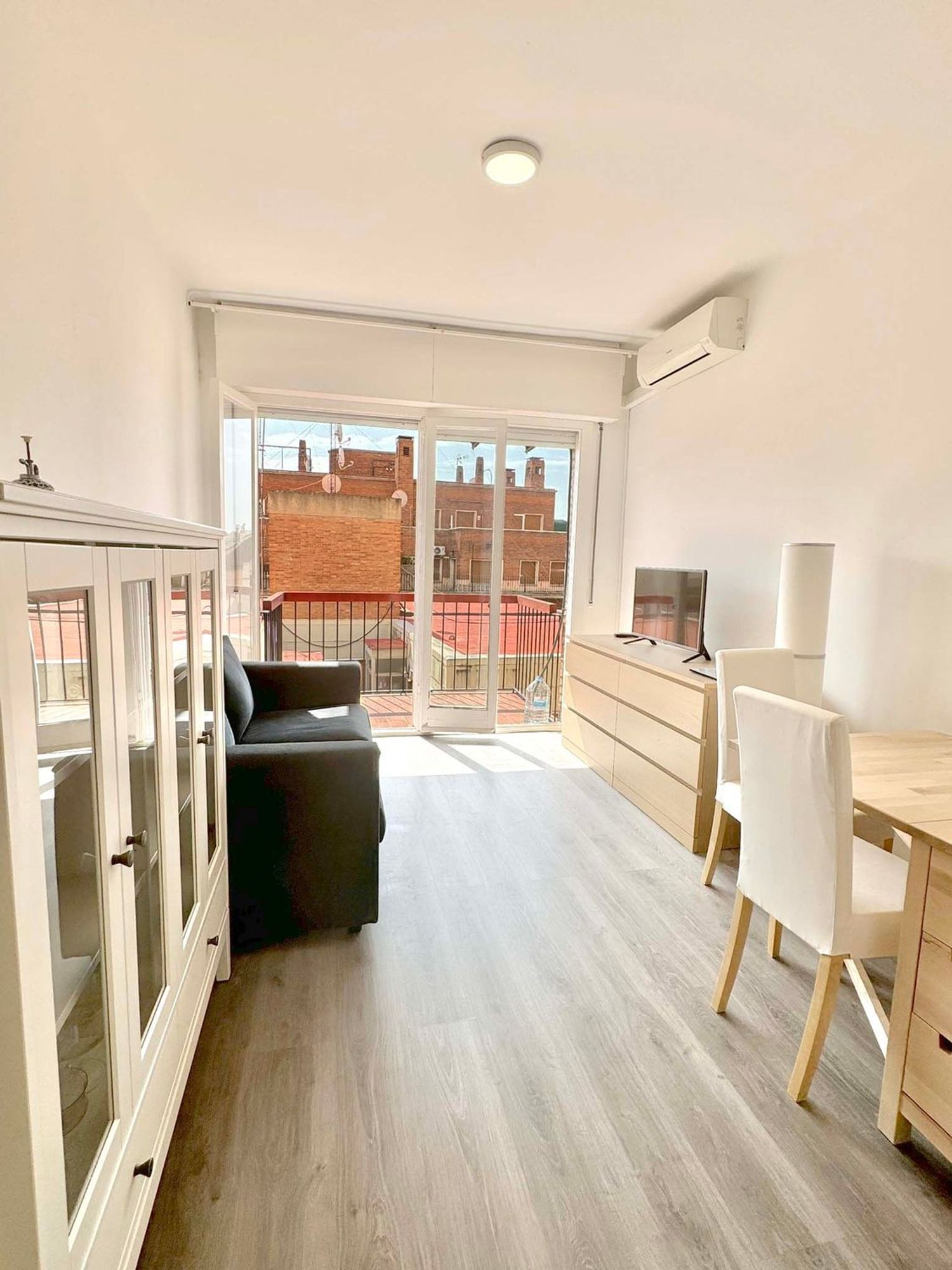 Piso en travesía de Dalt, 124