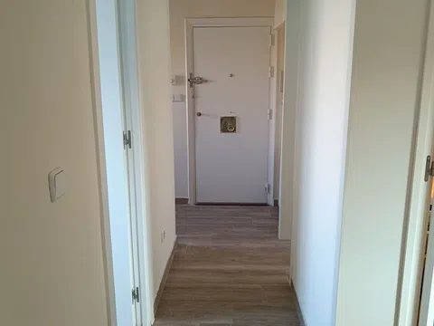 Piso en calle de Altea, 5