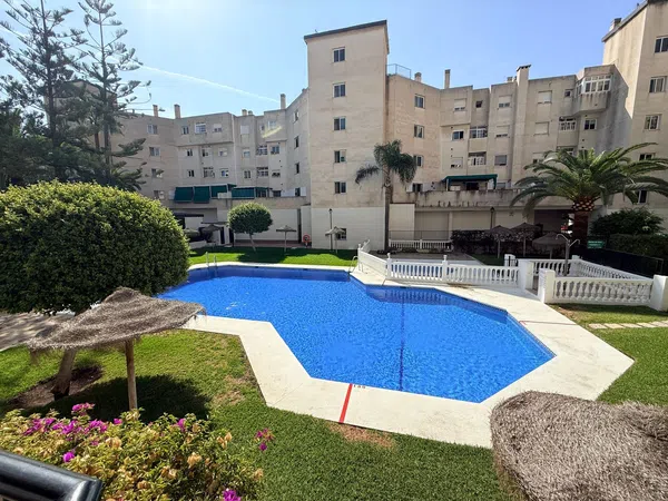 Piso en Avenida Plutarco, 26, El Consul - El Romeral - Foto 1