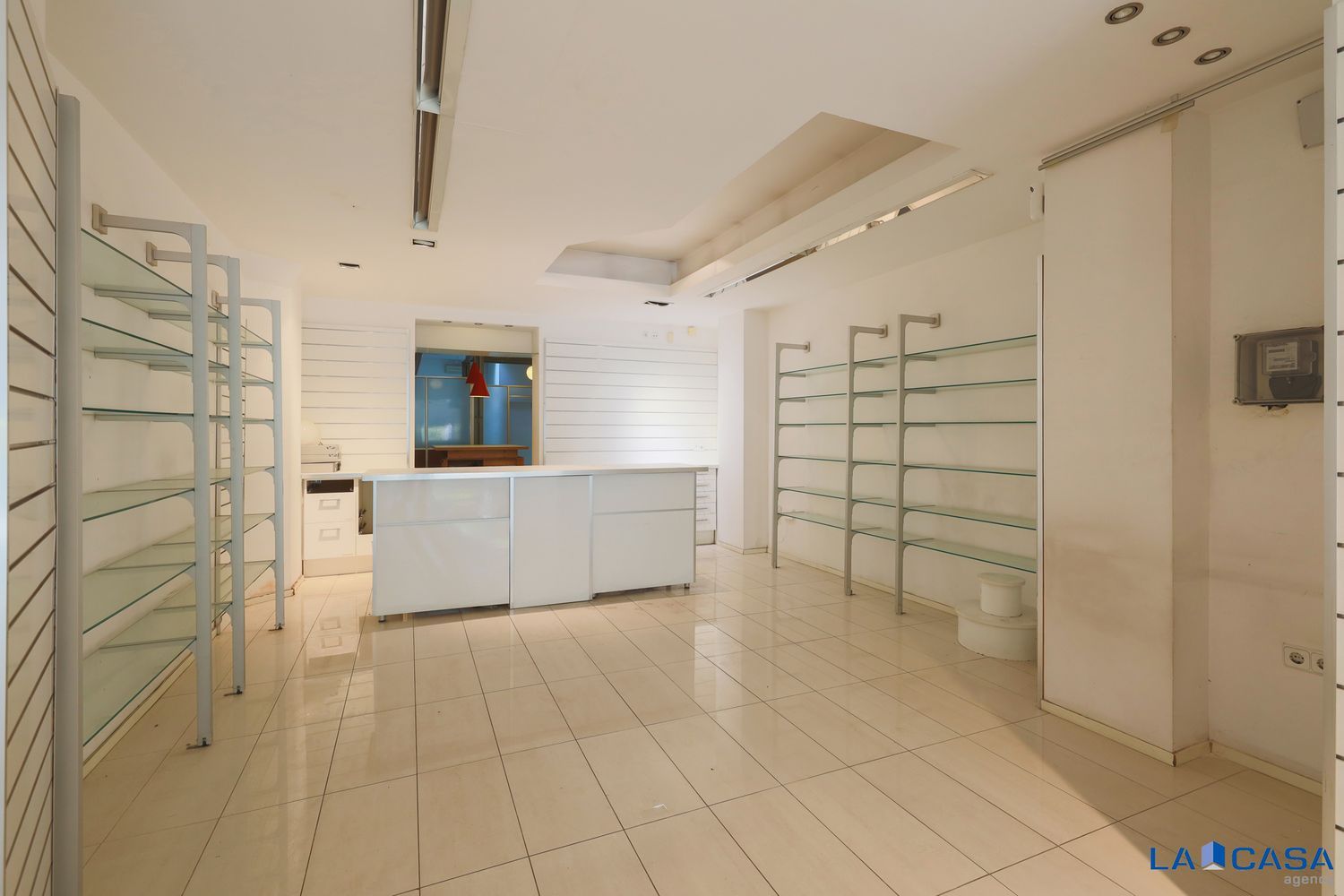 Local en Calle de la Constitució, La Bordeta - Foto 3