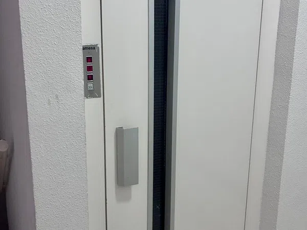 Piso en Carretera Navalpino, 33, Los Cigarrales-La Bastida, Los Cigarrales-La Bastida - Foto 3