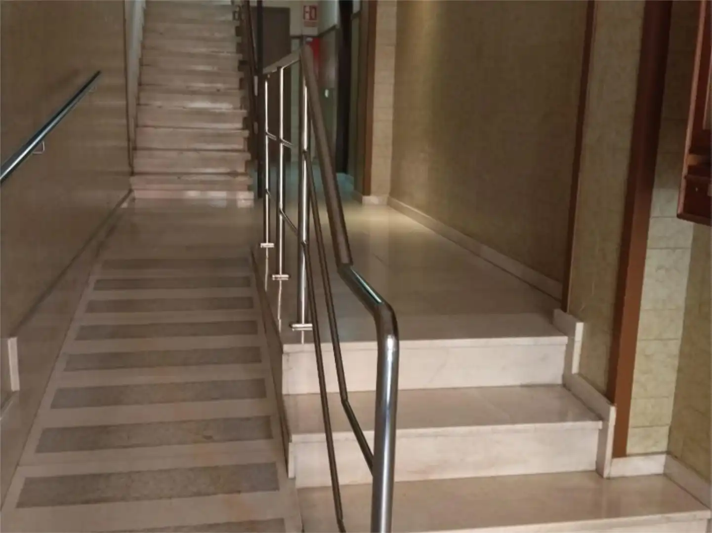 Piso en  Carrer Sala Boadella 17 - Foto 2