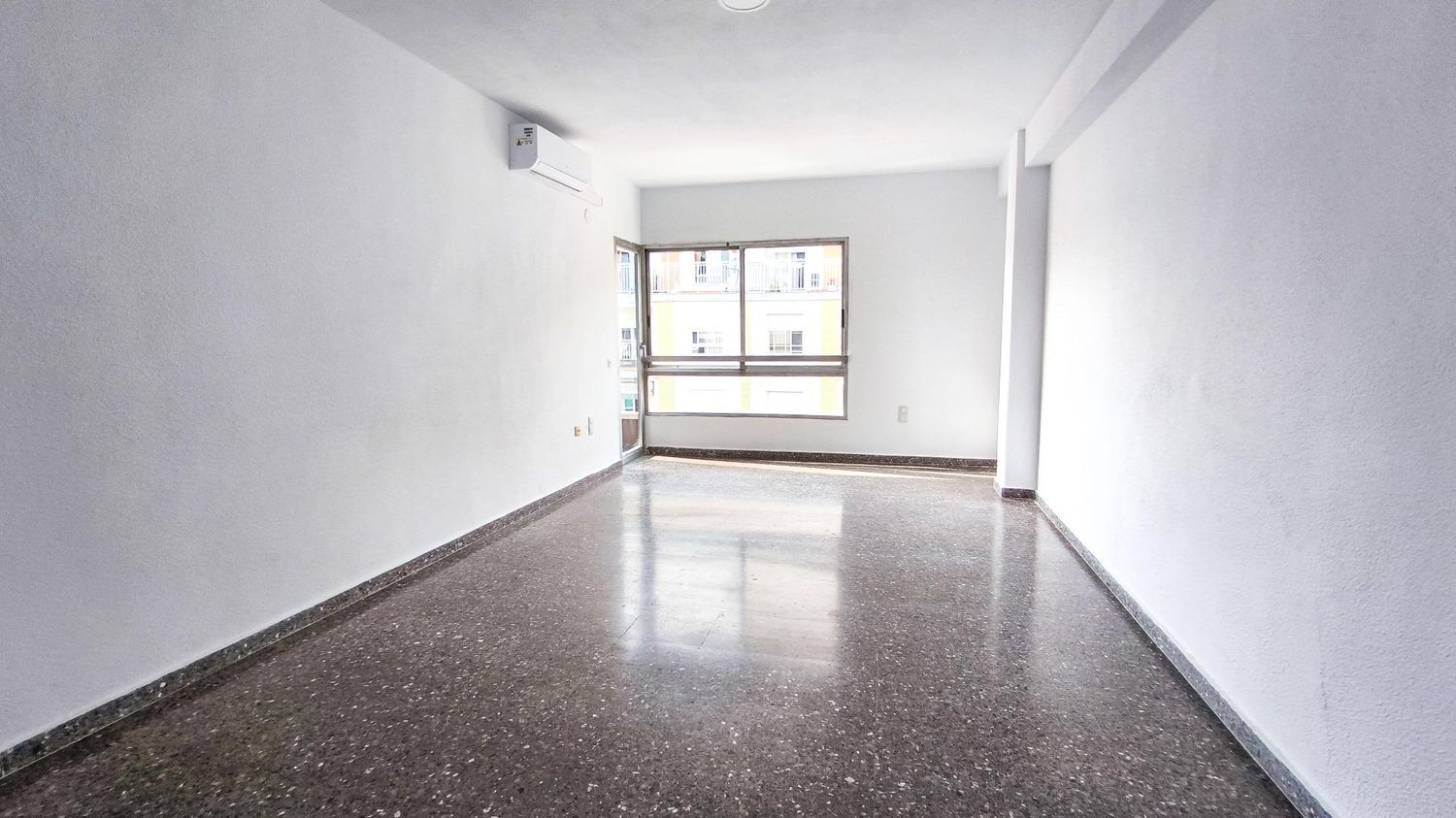 Piso en Calle de Rodrigo de Pertegás, La Creu del Grau - Foto 2