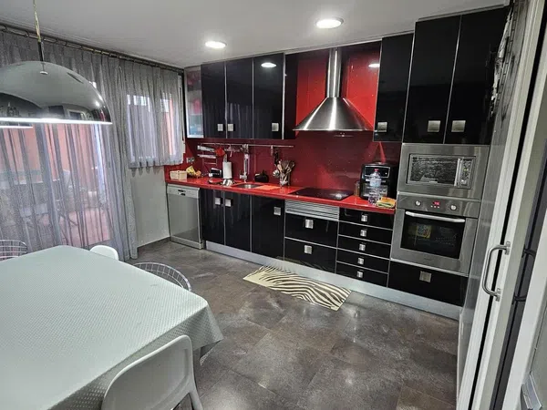 Chalet adosado en Avenida Serra Espadà, 107 - Foto 4