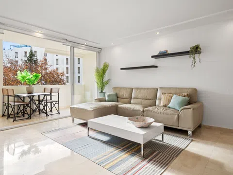 Piso en calle Rafaela Aparicio, 5 - Foto 4