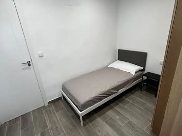 Piso en  Calle Doctor Pareja Yébenes 9 - Foto 11