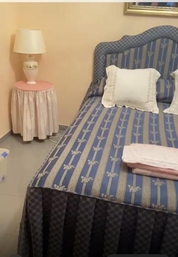 Piso en  Calle Espartinas 6 - Foto 4