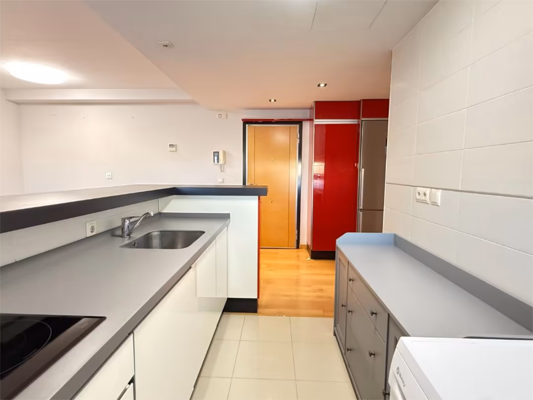 Piso en  Calle Párroco Antonio González Abato 22 - Foto 3