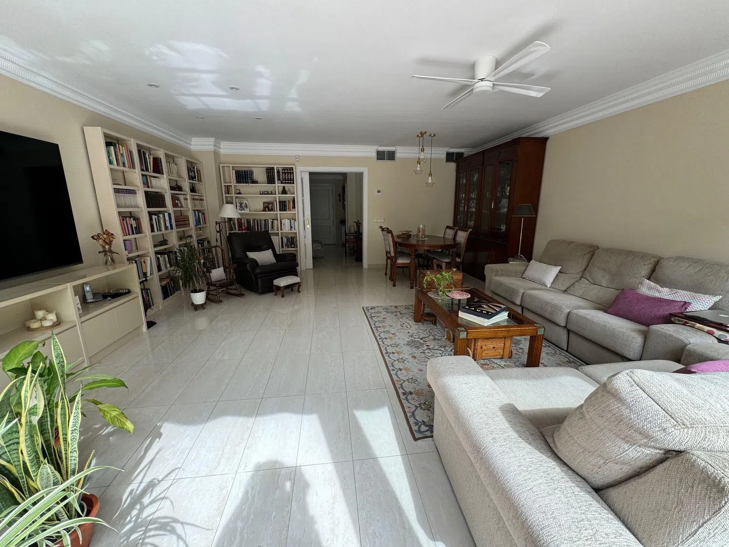 Chalet adosado en Barrio Arroyo del Fresno - Foto 2