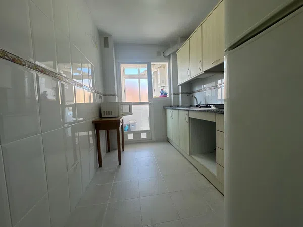 Piso en Avenida Plutarco s/n, El Consul - El Romeral - Foto 5