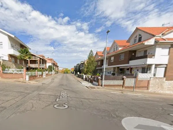 Chalet adosado en Calle Trajano, 6 - Foto 4