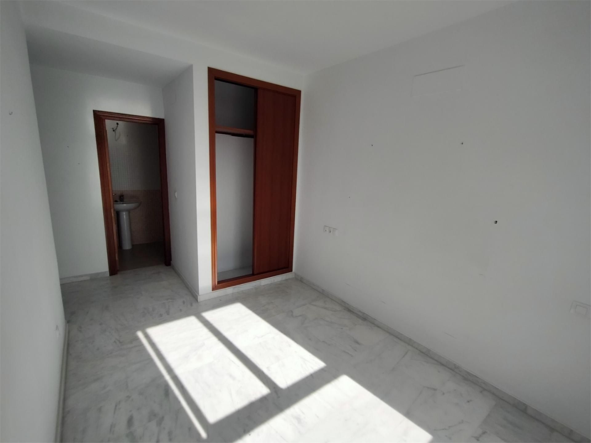 Piso en  Avenida de Bellavista 91 - Foto 5