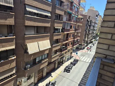 Piso en  Calle del Pintor Aparicio - Foto 13