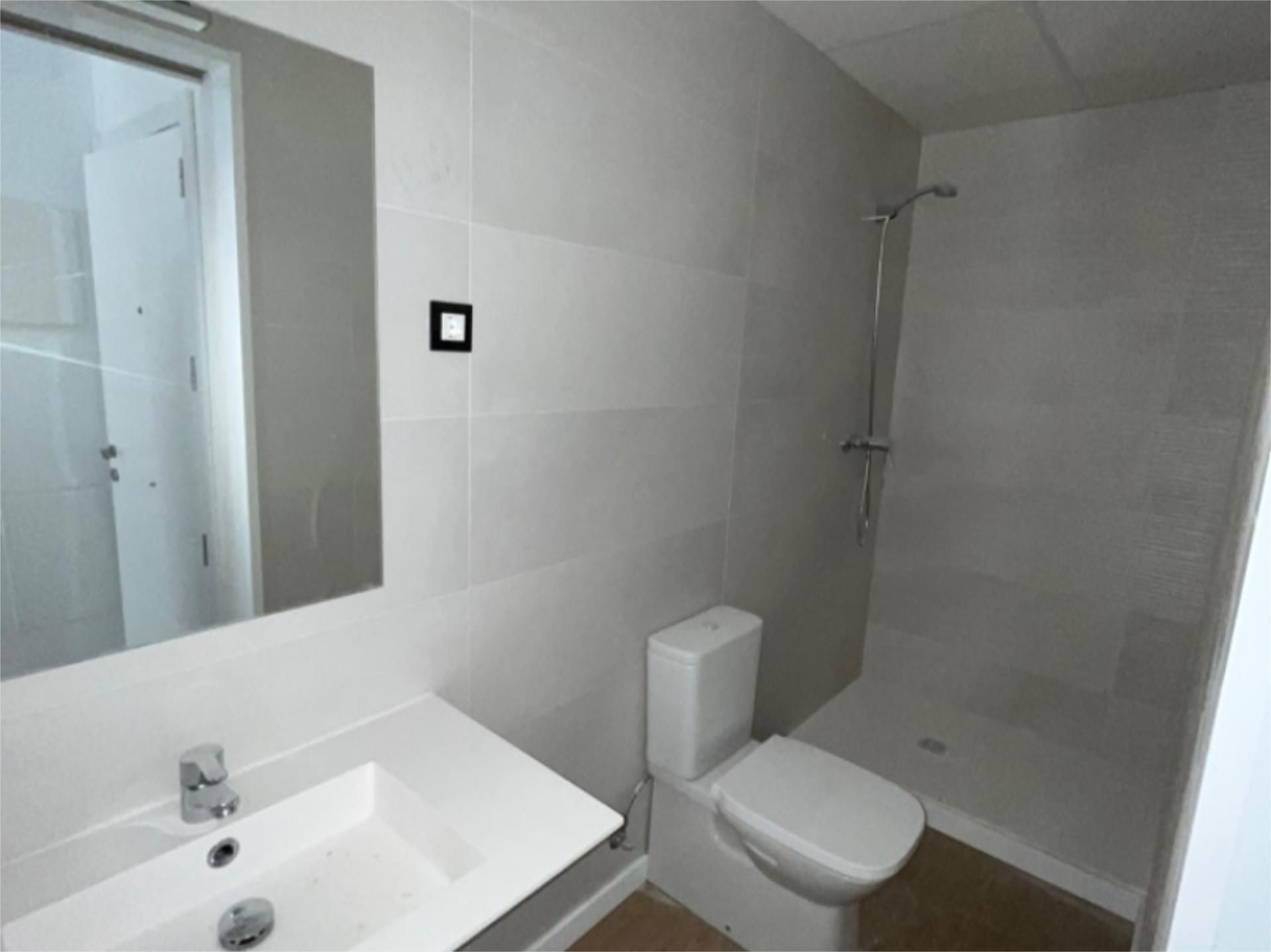 Piso en  Carrer Ramon y Cajal 8 - Foto 2