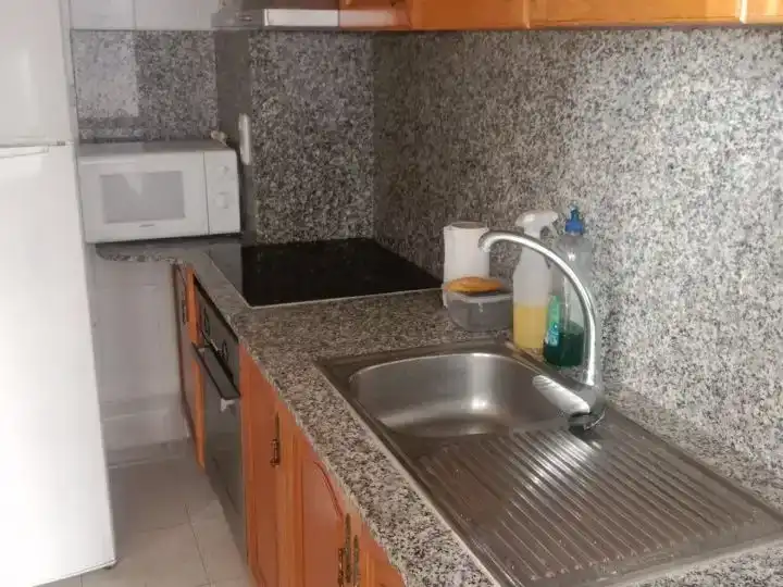 Piso en  Avinguda Gonzalez Vicen 23A - Foto 8