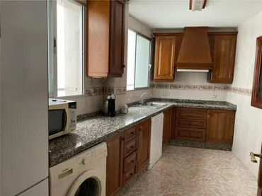 Piso en Avenida de Barcelona - Foto 1