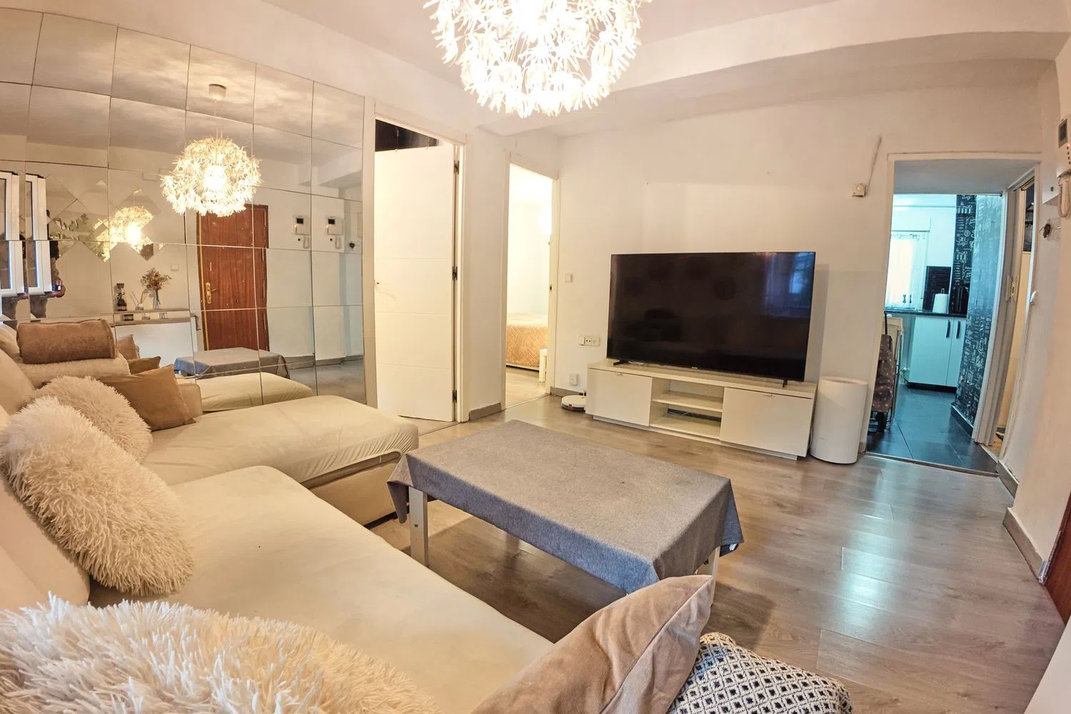 Piso en calle de Cuart de Poblet, 103 - Foto 2