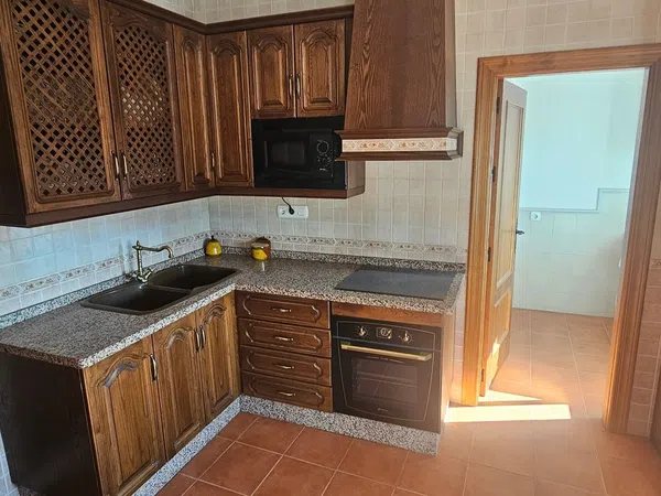Casa de pueblo en Avenida Europa, 16 - Foto 8