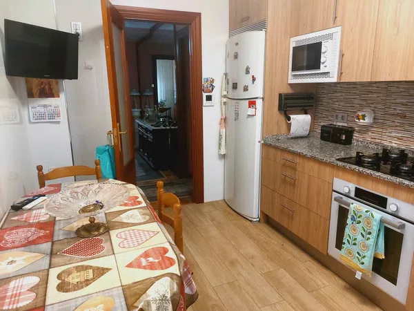 Piso en Avenida Pablo Iglesias, 50, Ceares - Jesuitas - Foto 2