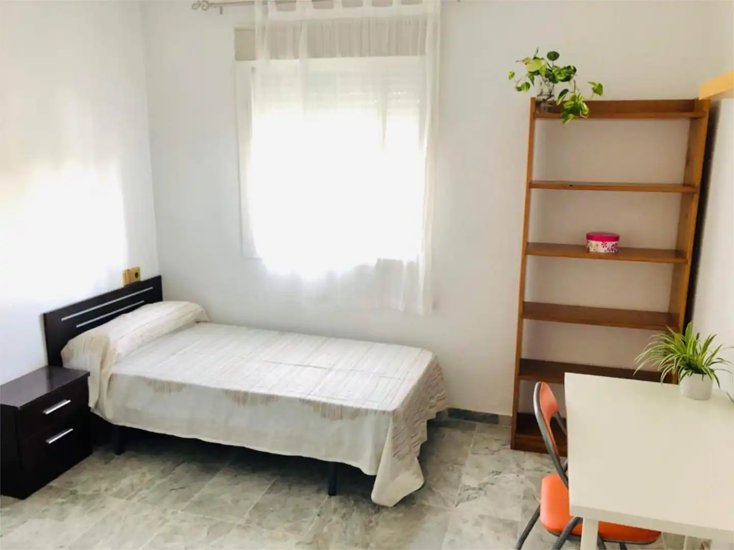 Piso en  Calle Tharsis 26 - Foto 1