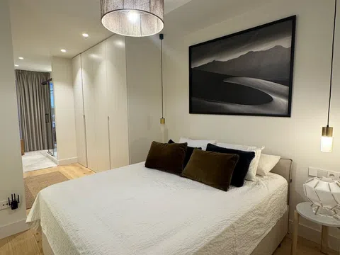 Piso en calle Alcalá, 124