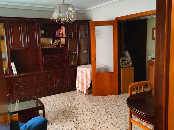 Piso en plaza poeta Miguel Hernández, 3