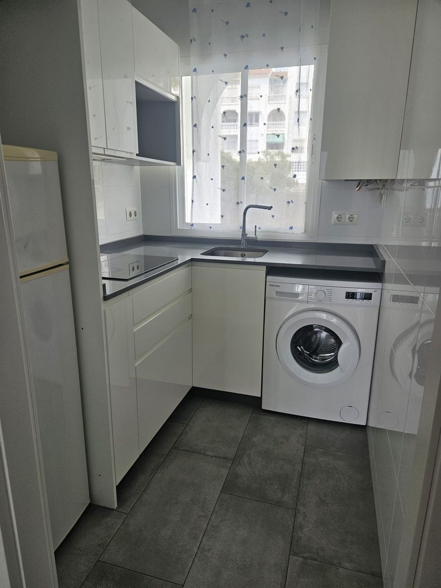 Piso en calle Julio Romero de Torres, 1 - Foto 14