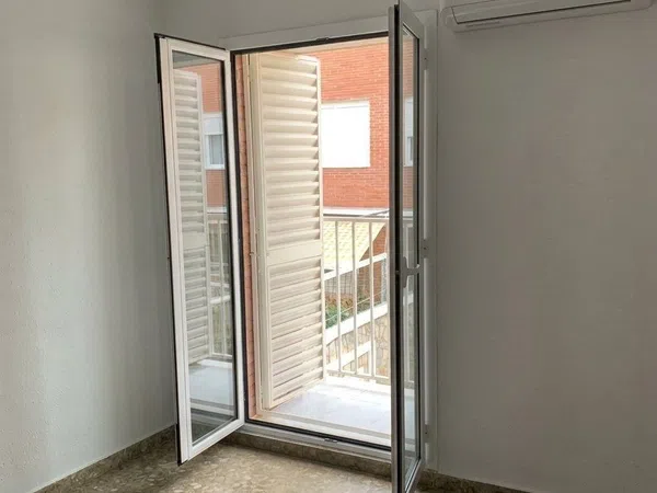 Chalet adosado en Calle Luis Fuentes Bejarano, 50, Alcalde L. Uruñuela - Palacio de Congresos - Foto 5