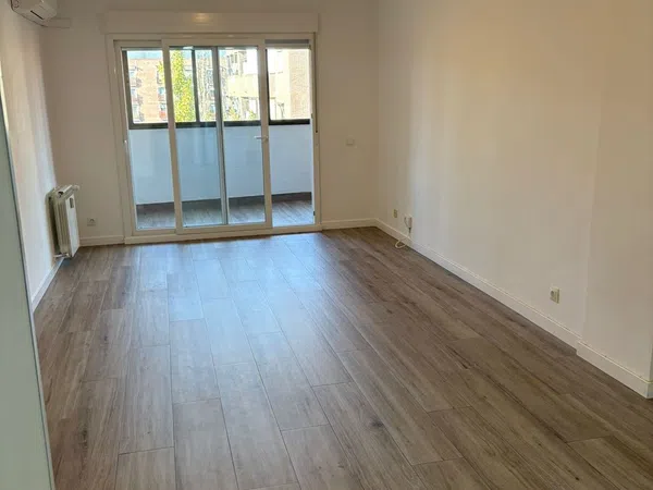 Piso en calle de Arganda, 38