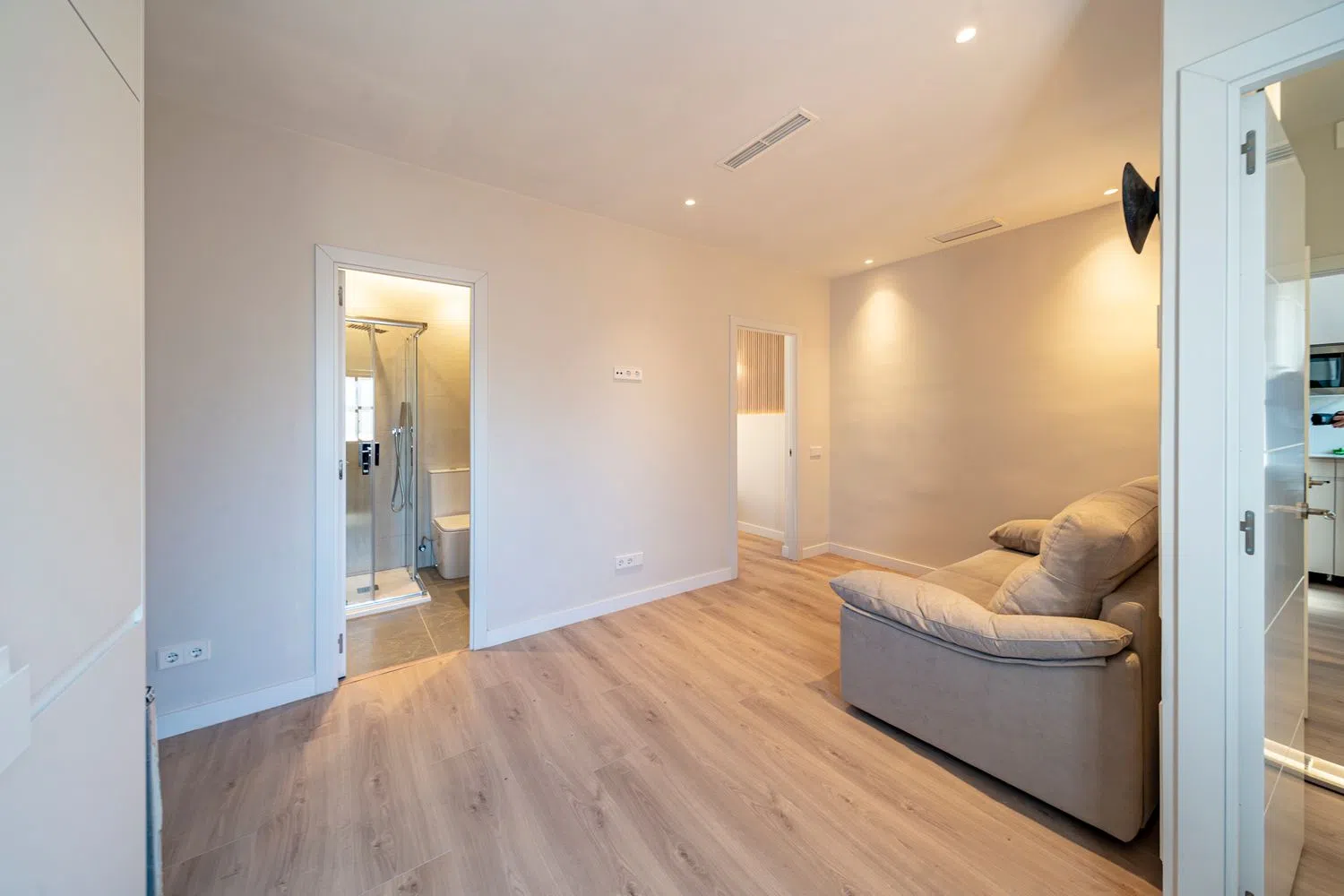 Piso en calle de Londres, 50 - Foto 1