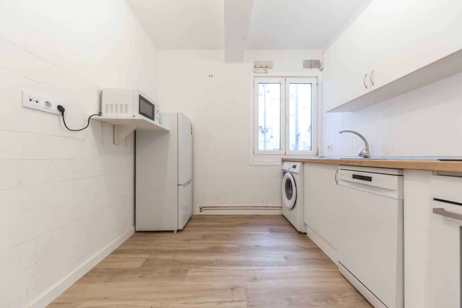 Piso en calle Río Deva, 13