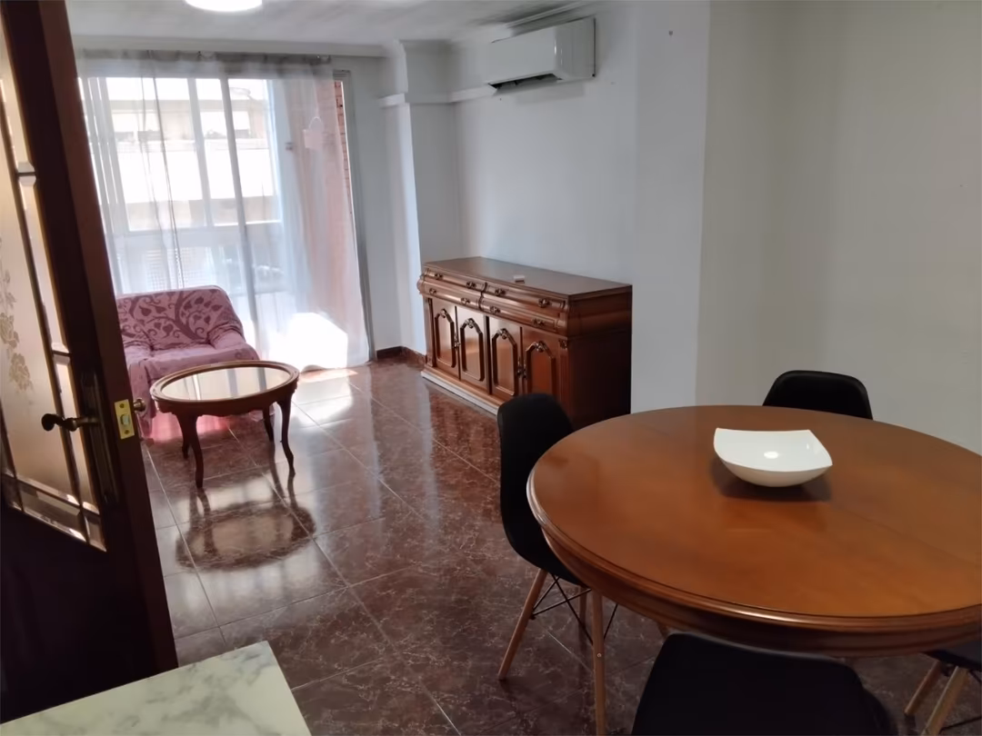 Piso en  Avinguda de Blasco Ibáñez 86 - Foto 9