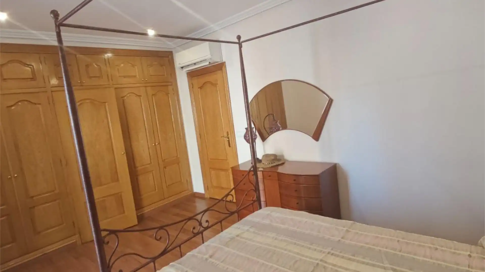 Casa adosada en  Calle Carrascos 18 - Foto 18