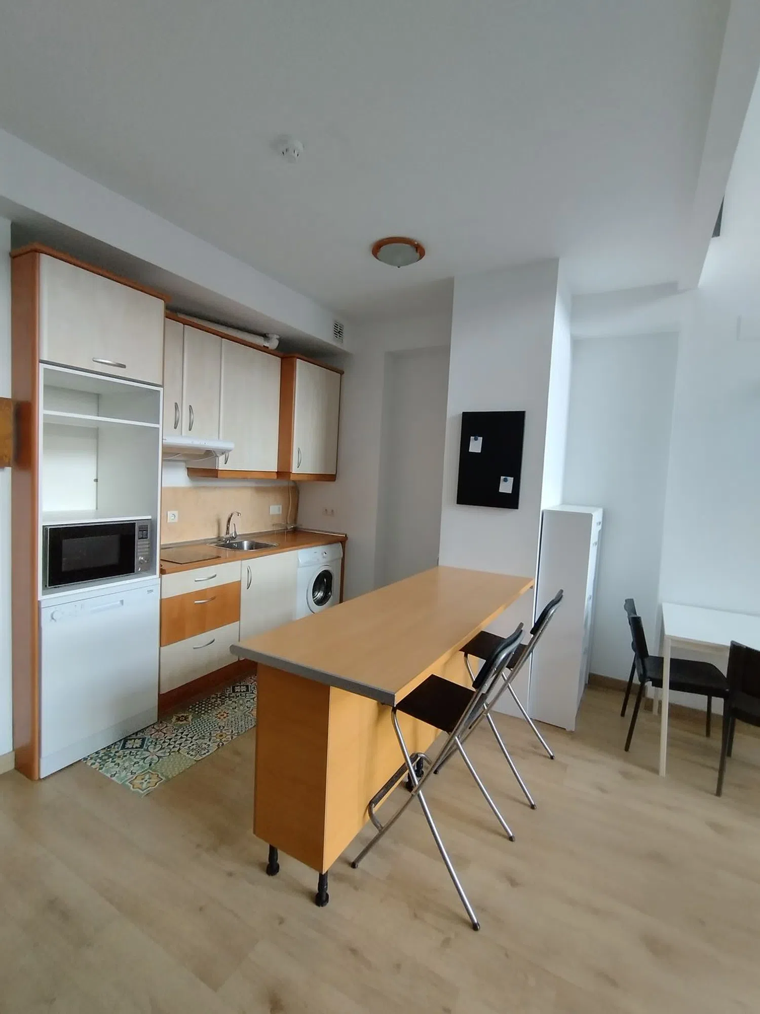 Estudio en avenida de los Artesanos, 16 - Foto 4