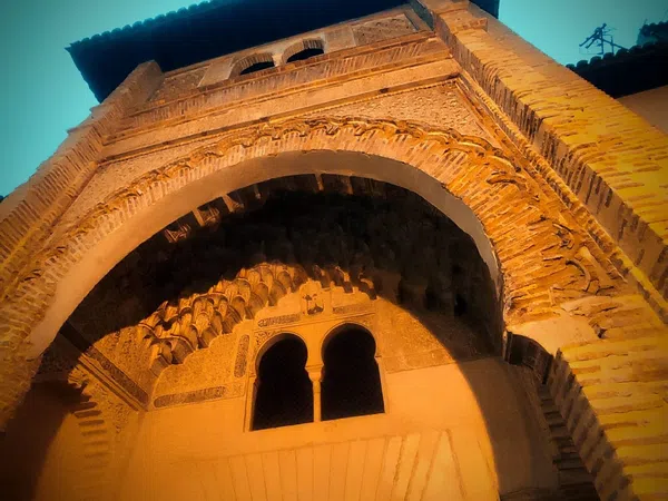 Piso en Reyes Católicos, 20