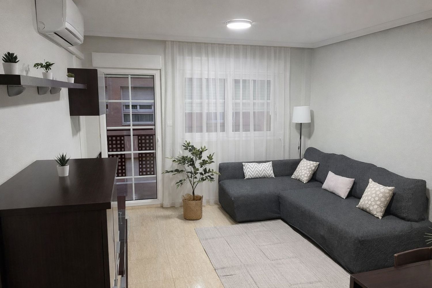 Piso en calle Río Sena, 17 - Foto 1