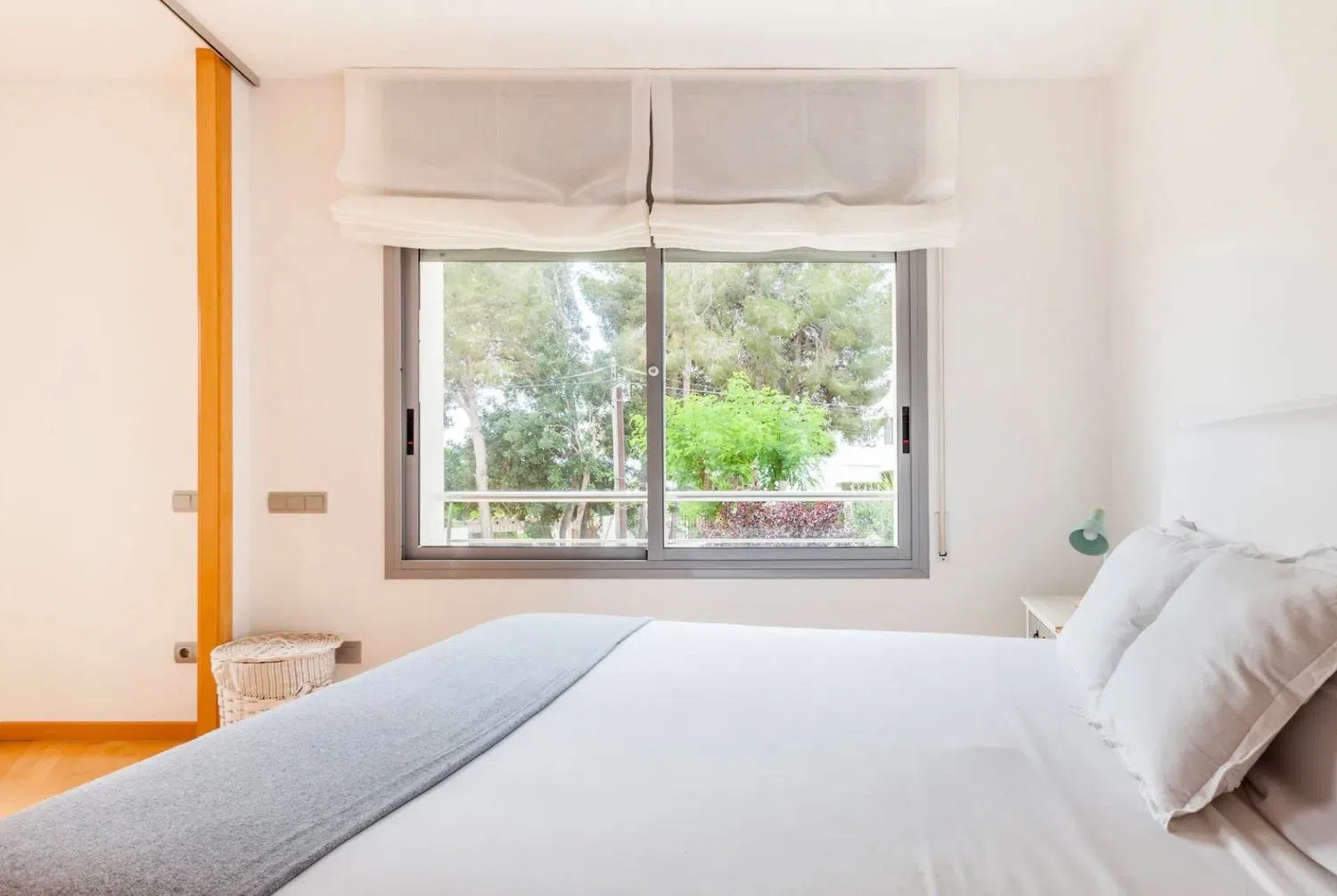 Piso en avenida de Santiago Rusiñol, 20 - Foto 4