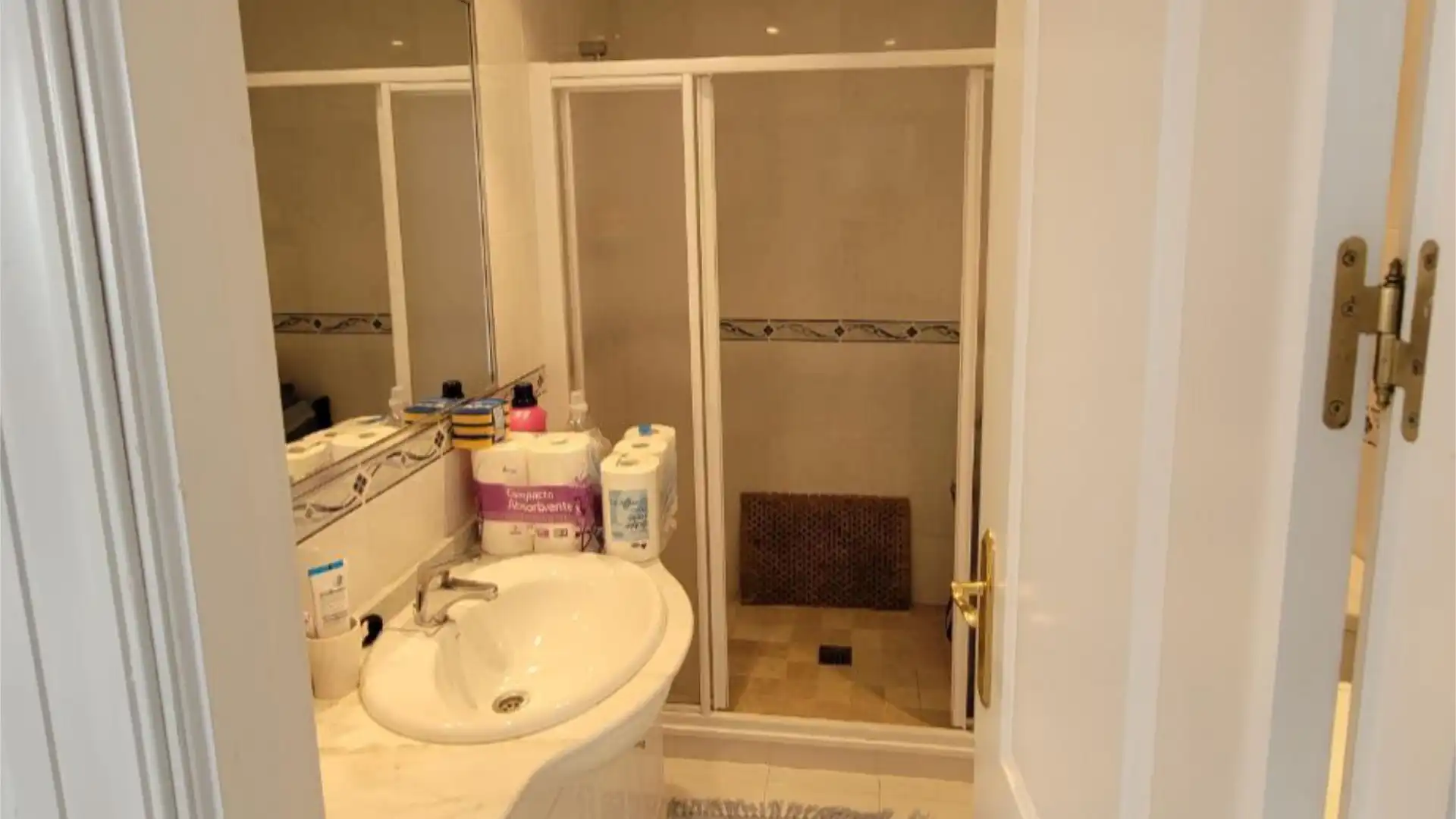 Piso en  Calle Martínez Catena 6 - Foto 5