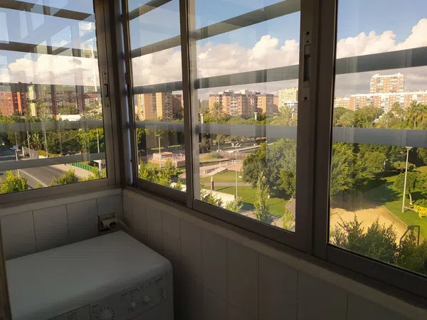 Piso en Calle Luis Barahona de Soto, 11, Los Guindos - Parque Mediterráneo - Santa Paula - Foto 11