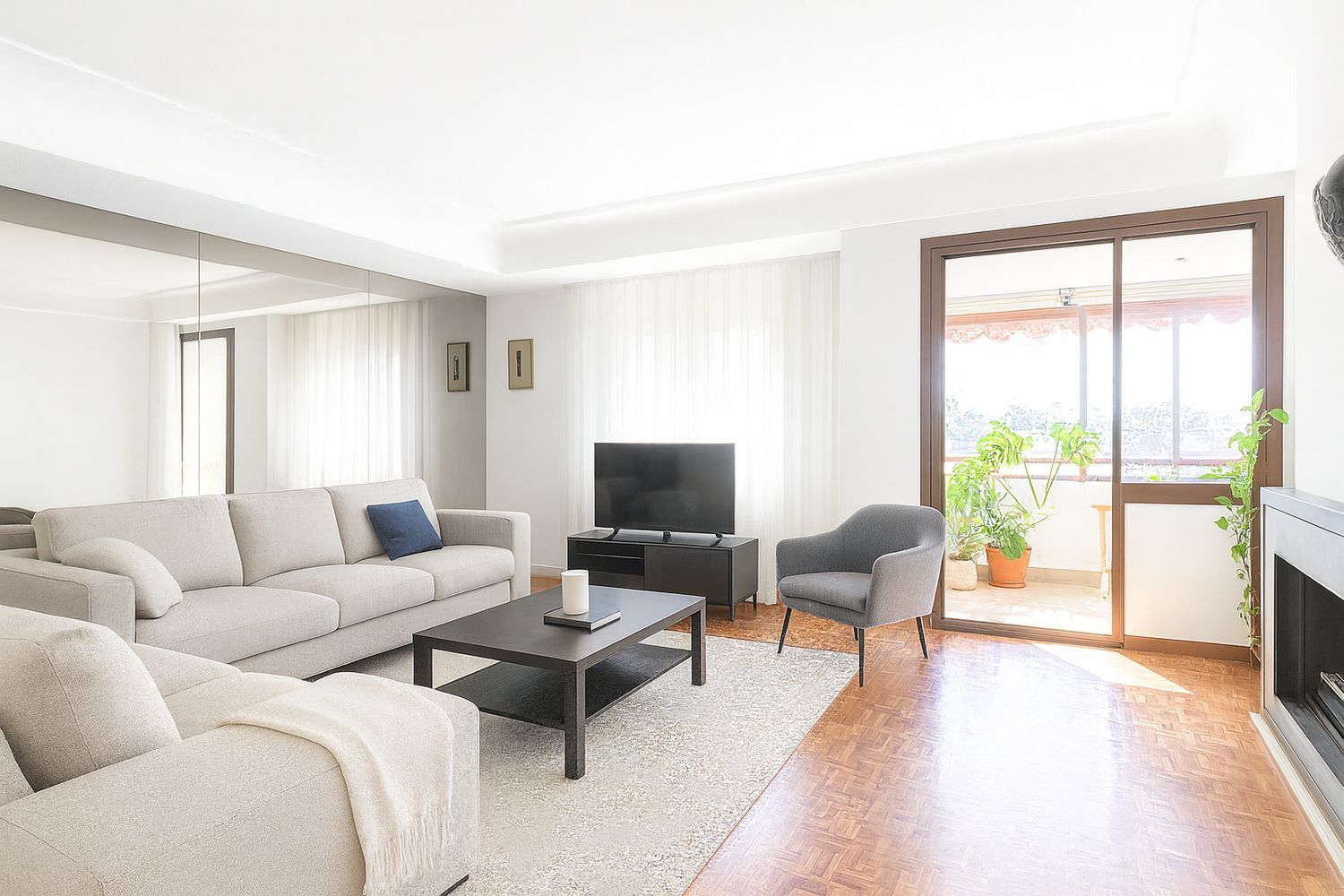 Piso en calle de Arturo Baldasano, 9 - Foto 2