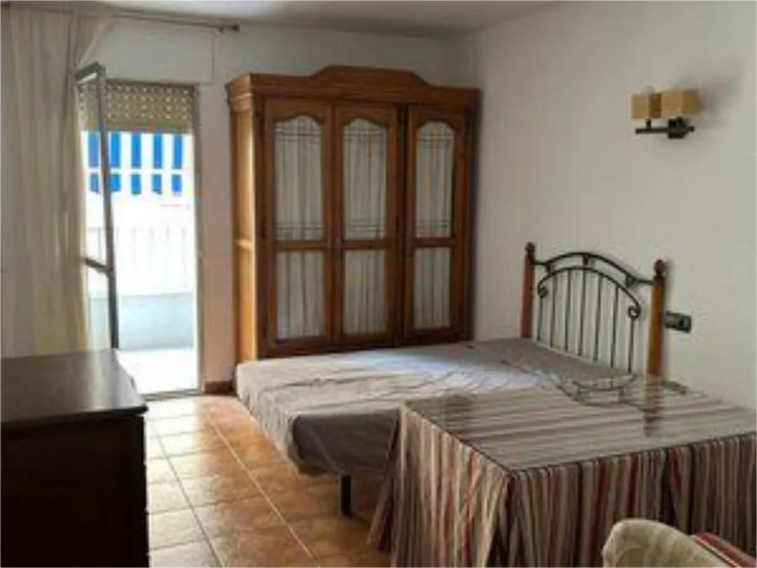 Piso en  Avenida Arias de Velasco 27 - Foto 8