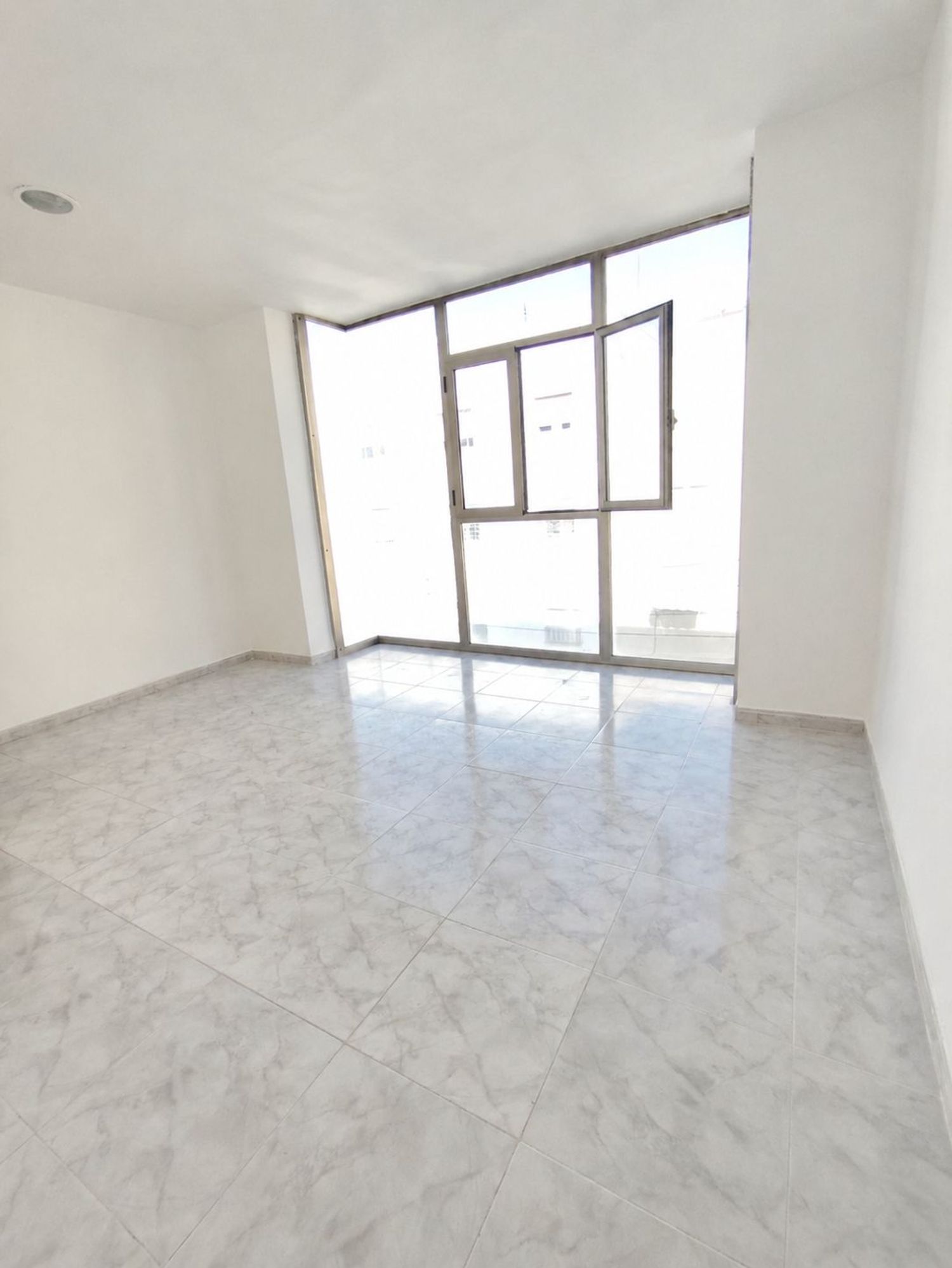 Piso en Calle Vint-I-Tres Baix, 1 - Foto 4