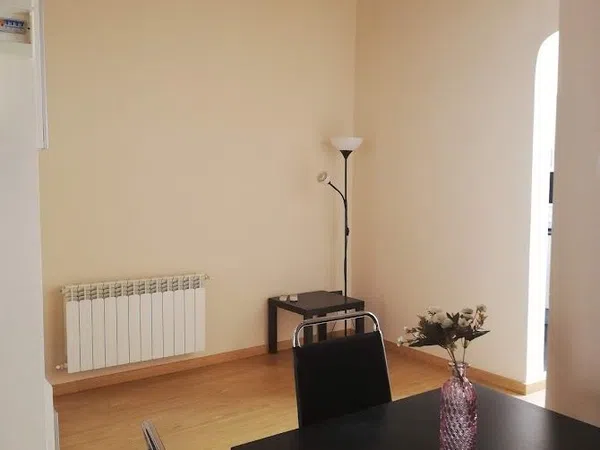 Piso en calle d'Olzinelles, 12