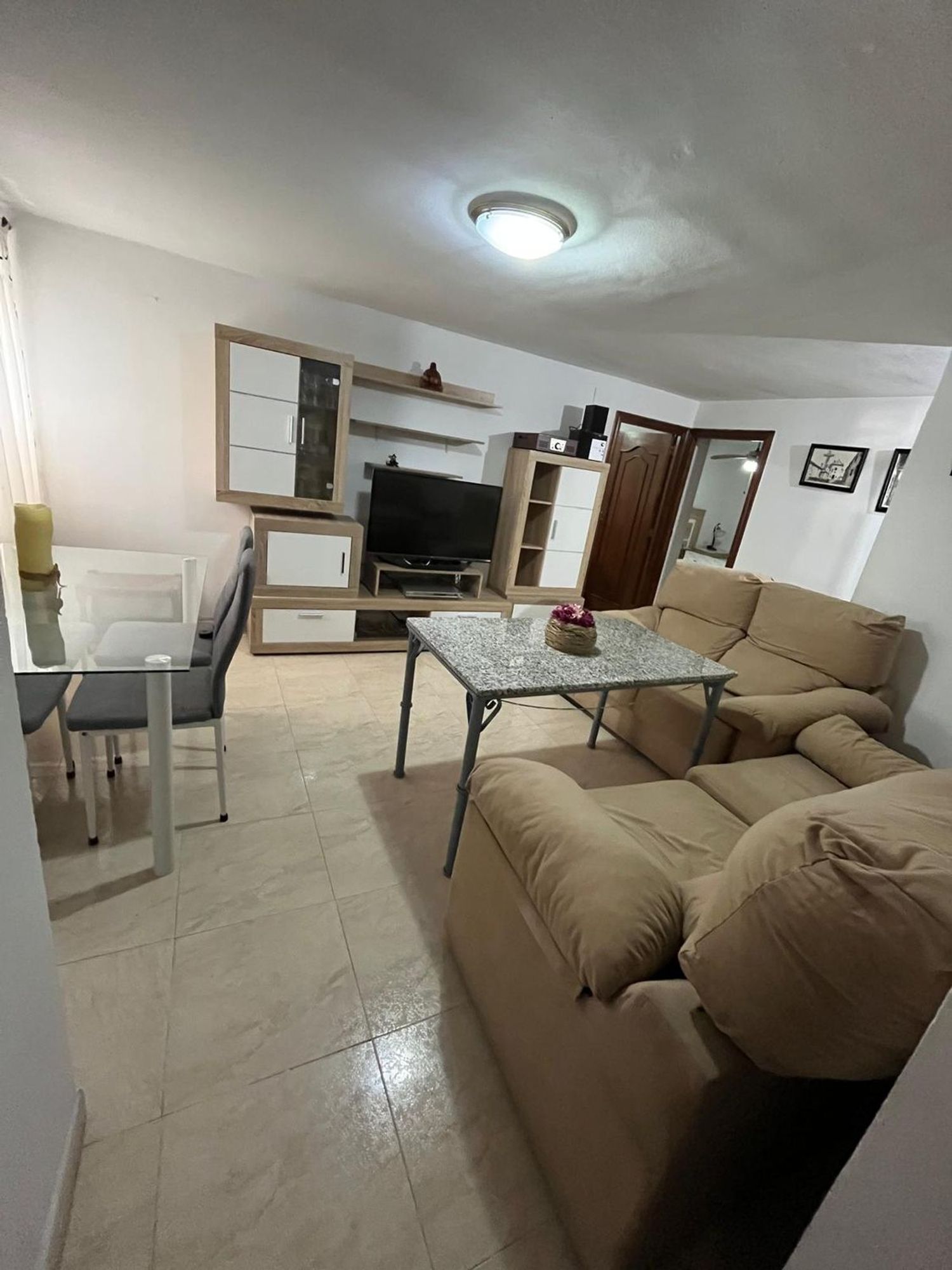 Piso en plaza de Andalucía, 10