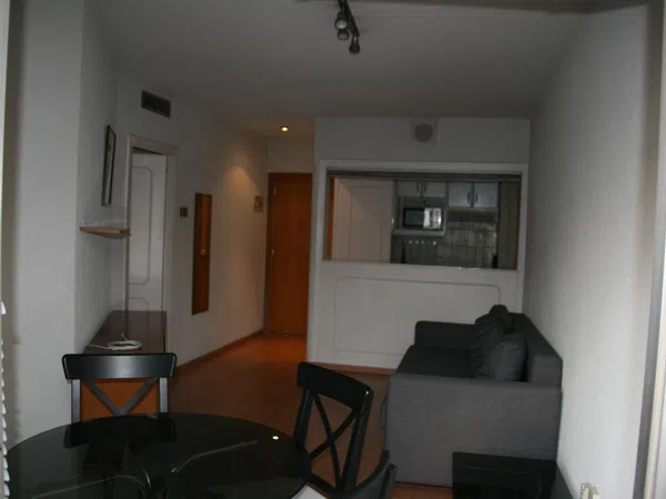 Piso en calle de Juan Bravo, 58